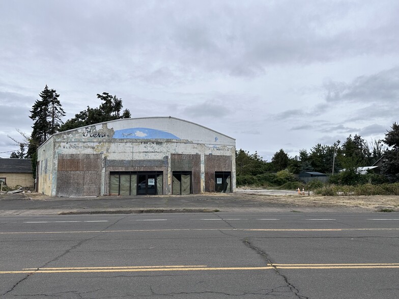 711 S Pacific Hwy, Cottage Grove, OR for sale - Building Photo - Image 1 of 6