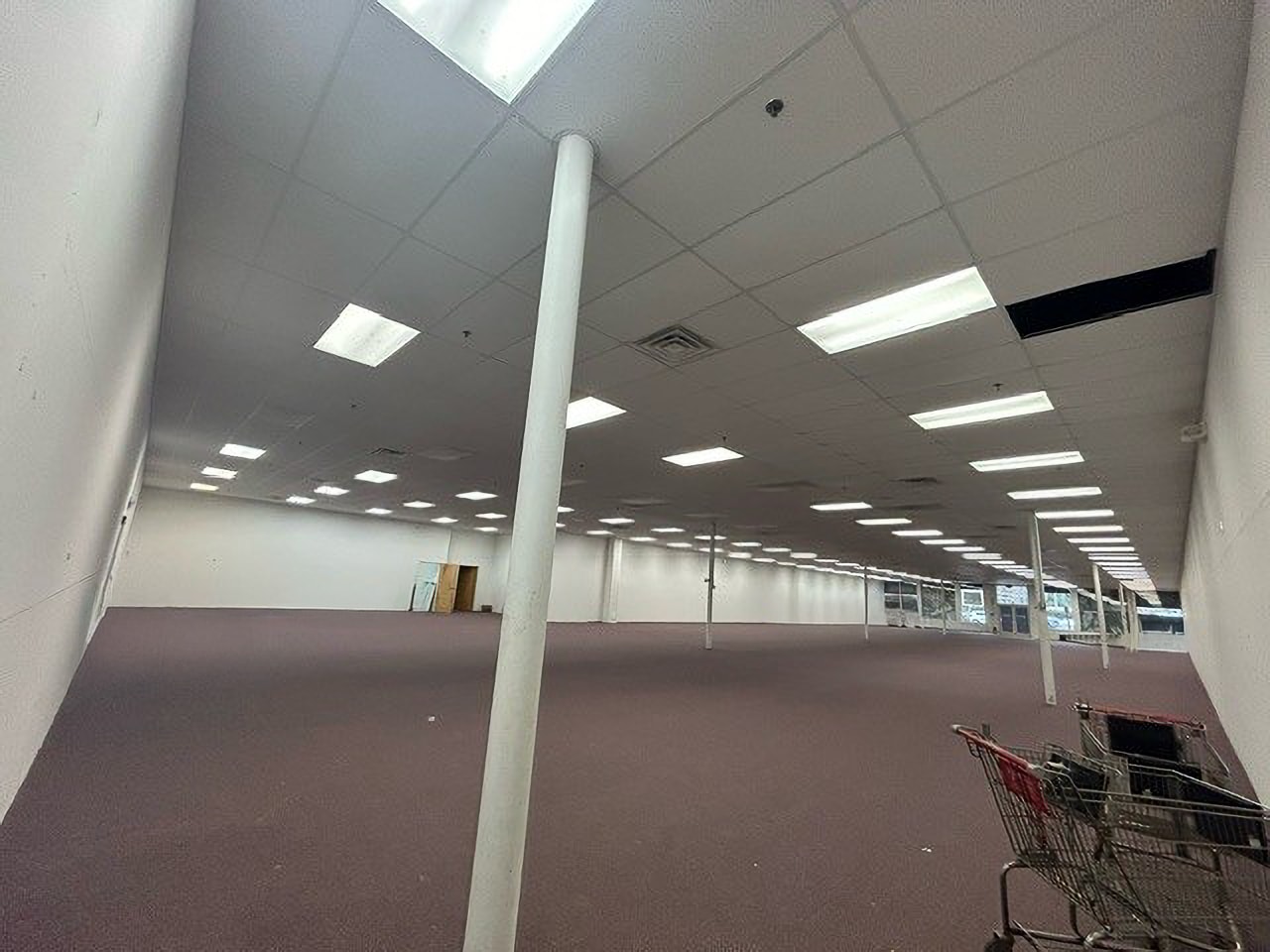 3570 State Route 27, Kendall Park, NJ for lease Interior Photo- Image 1 of 14