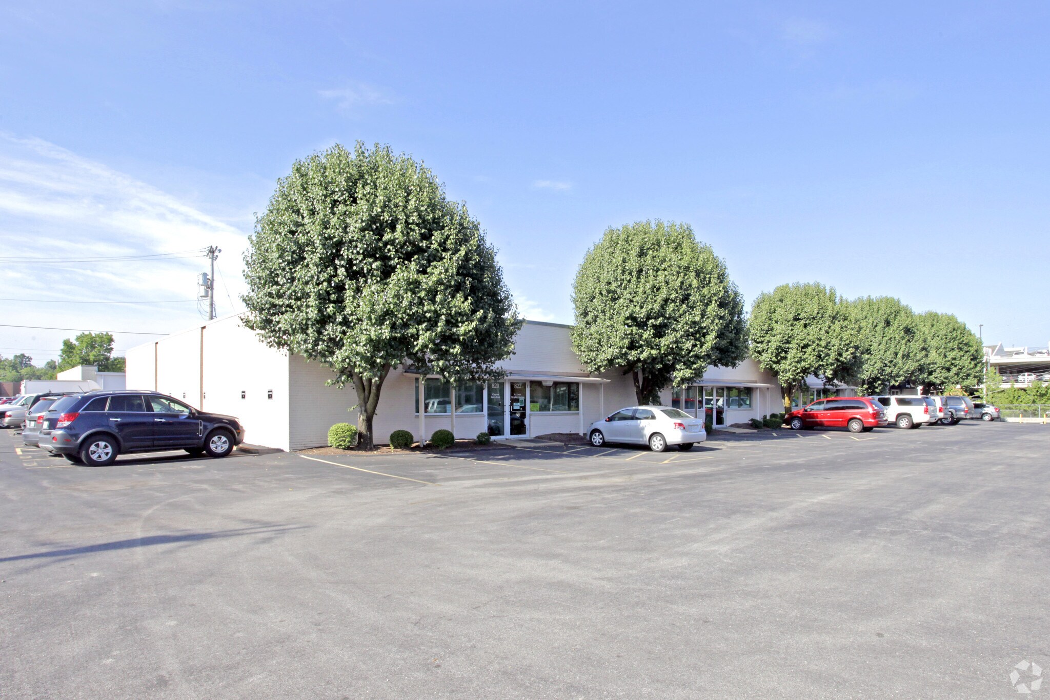 820-836 Hanley Industrial Ct, Brentwood, MO for lease Building Photo- Image 1 of 4