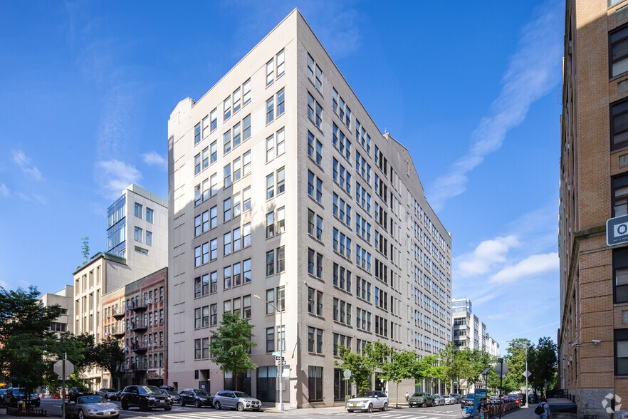 96 Morton St, New York, NY for lease - Building Photo - Image 1 of 5