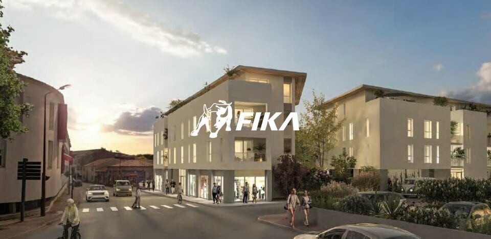 Retail in Saint-Médard-en-Jalles for sale Building Photo- Image 1 of 3