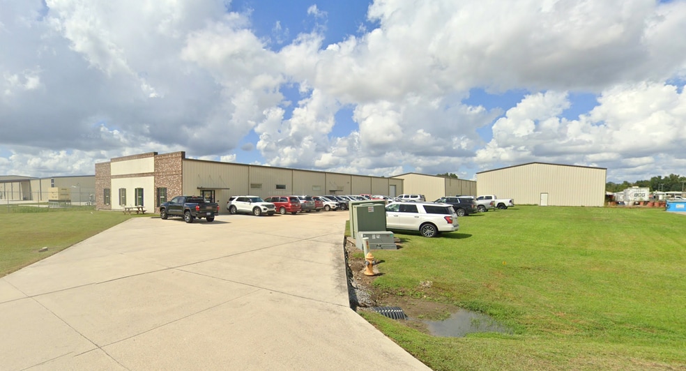 Industrial Portfolio of 4 portfolio of 4 properties for sale on LoopNet.ca - Building Photo - Image 3 of 4