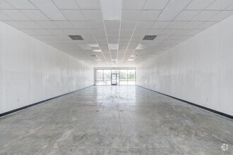 10807 Huffmeister Rd, Houston, TX for lease Interior Photo- Image 2 of 4
