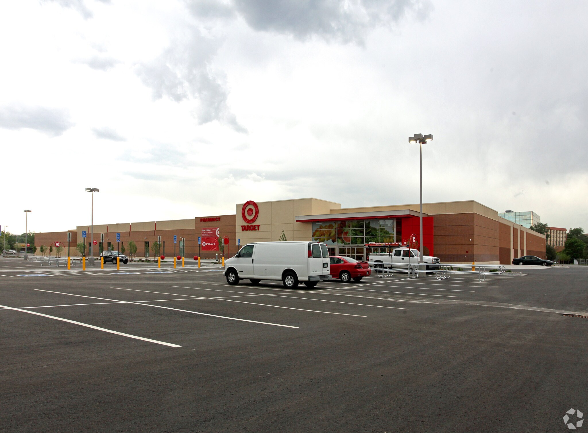 7777 E Hampden Ave, Denver, CO à louer Photo principale- Image 1 de 8