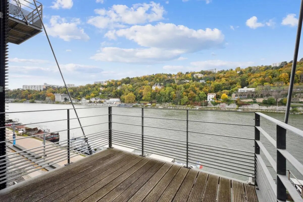 45 Quai Rambaud, Lyon for lease Primary Photo- Image 1 of 4