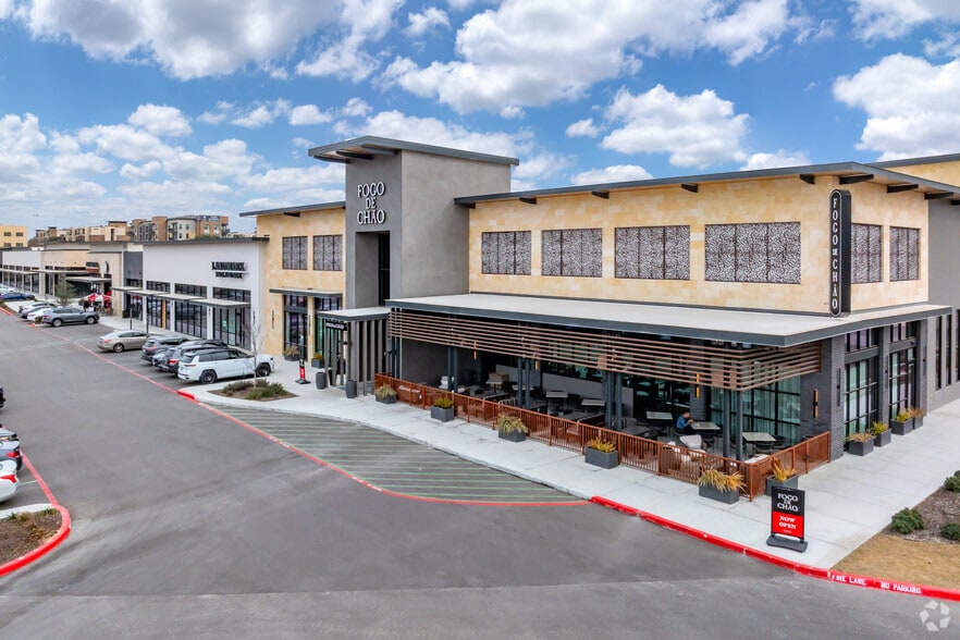 5534 N Loop 1604 W, San Antonio, TX for lease - Primary Photo - Image 1 of 16