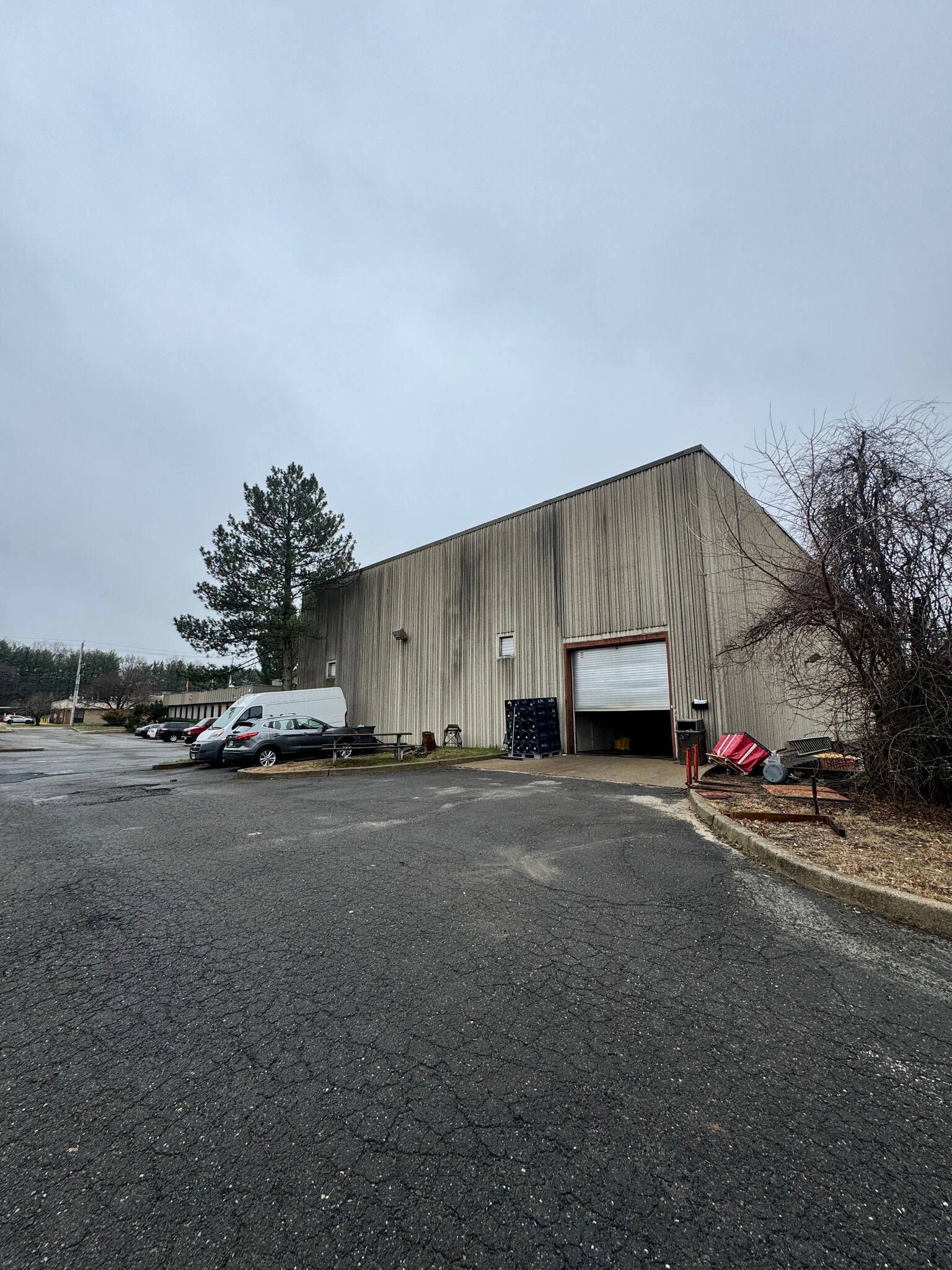 133 Bauer Dr, Oakland, NJ for sale Primary Photo- Image 1 of 32