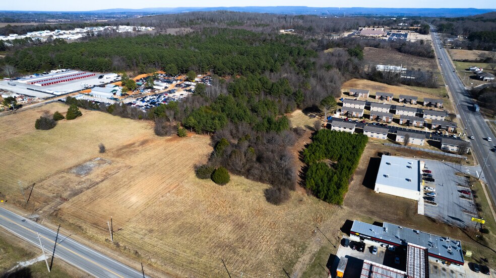 4936 Meridian St N, Huntsville, AL à vendre - Photo du bâtiment - Image 2 de 8