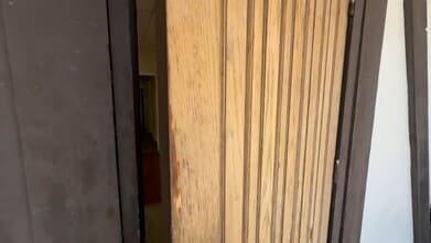 28200 Hwy 189, Lake Arrowhead, CA à louer - Vidéo sur l’inscription commerciale 