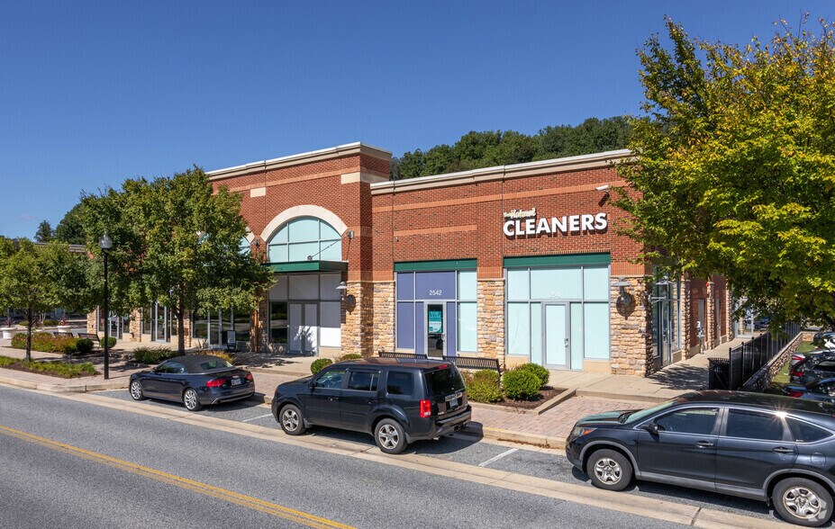 2510-2520 Quarry Lake Dr, Baltimore, MD à louer - Photo du bâtiment - Image 3 de 30