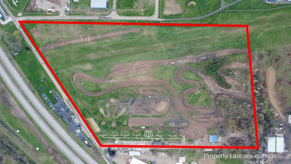 3240 Old Columbus Rd NW, Carroll, OH à vendre - Photo du bâtiment - Image 2 de 22