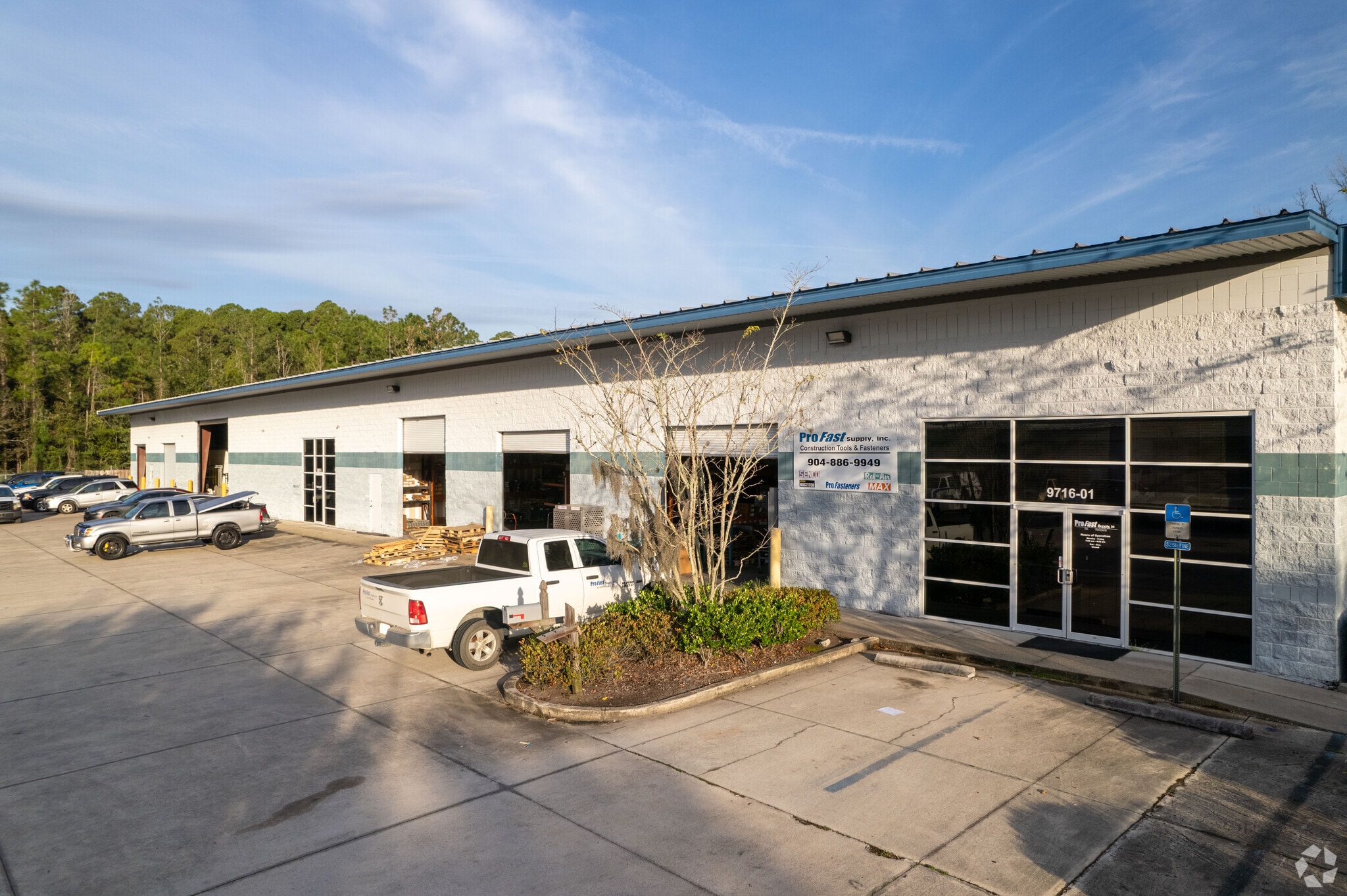 9728 Florida Mining Blvd W, Jacksonville, FL for lease Primary Photo- Image 1 of 8