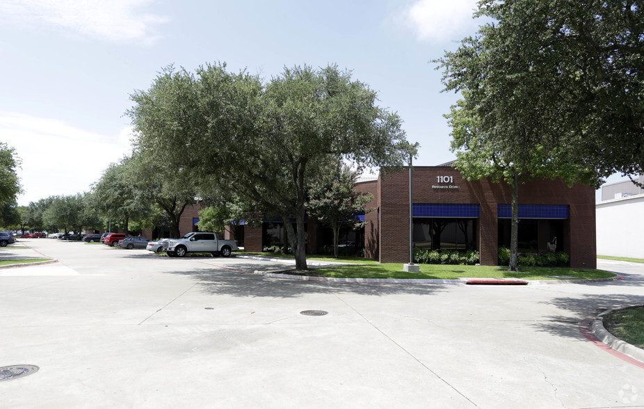 1101 Resource Dr, Plano, TX for lease - Primary Photo - Image 1 of 9