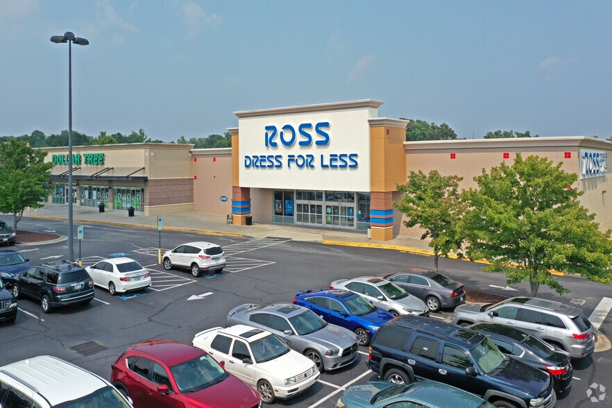 360-430 E Hanes Mill Rd, Winston-Salem, NC for lease - Building Photo - Image 1 of 21