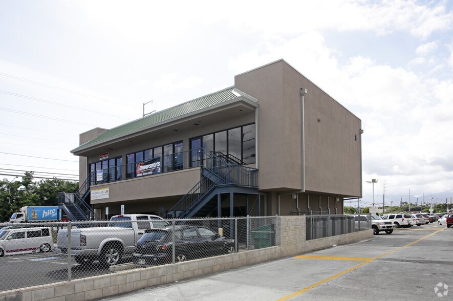 98-104 Kanuku St, Aiea, HI à louer - Photo du bâtiment - Image 3 de 12