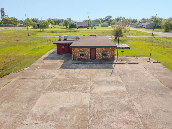 503 S Gulf Blvd, Freeport, TX à vendre - Photo du bâtiment - Image 1 de 13