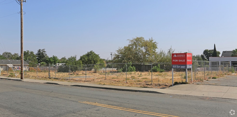 2640 Willow Pass Rd, Bay Point, CA for sale - Building Photo - Image 2 of 6