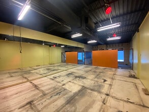 770 Middle Neck Rd, Great Neck, NY for lease Interior Photo- Image 2 of 8