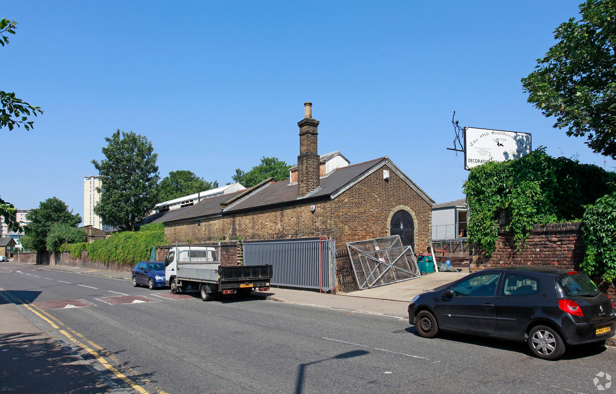 St. James's Rd, London for lease Primary Photo- Image 1 of 13