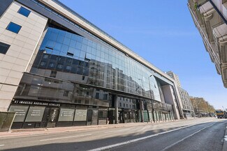 Plus de détails pour 38 Rue Victor Hugo, Levallois-Perret - Bureau à louer