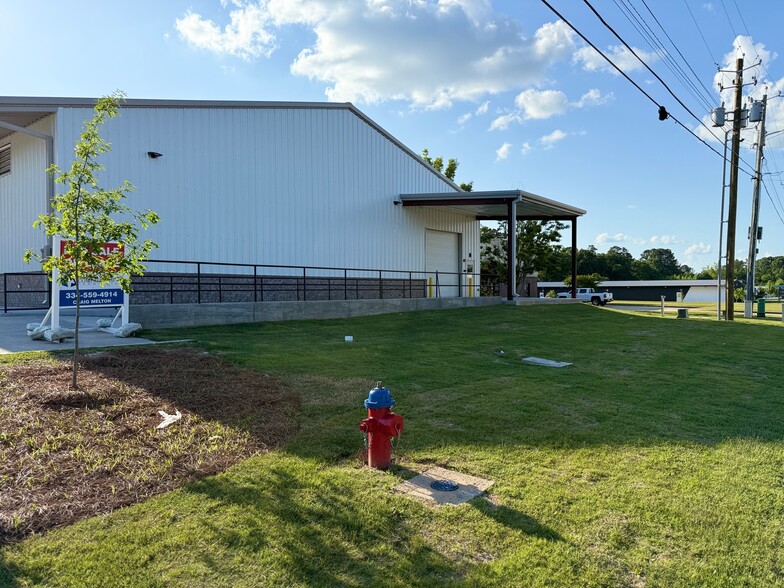 3000 Wyndham Industrial Dr, Opelika, AL for sale - Building Photo - Image 3 of 15