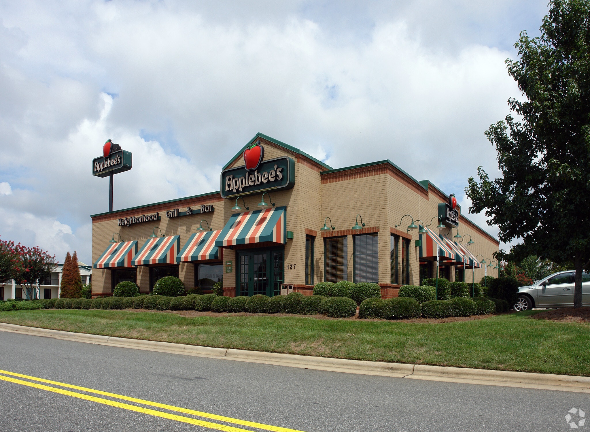 137 Norman Station Blvd, Mooresville, NC for lease Primary Photo- Image 1 of 3