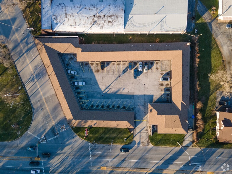 466 W 162nd St, South Holland, IL for sale - Aerial - Image 2 of 5