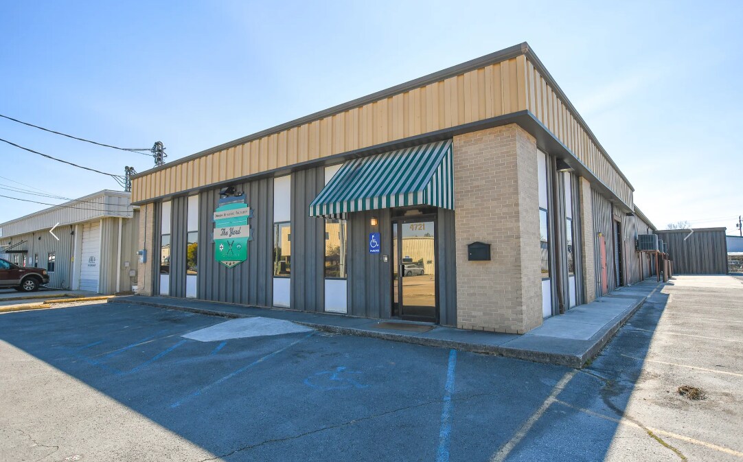 4721 Commercial Dr, Huntsville, AL à vendre Photo du bâtiment- Image 1 de 1