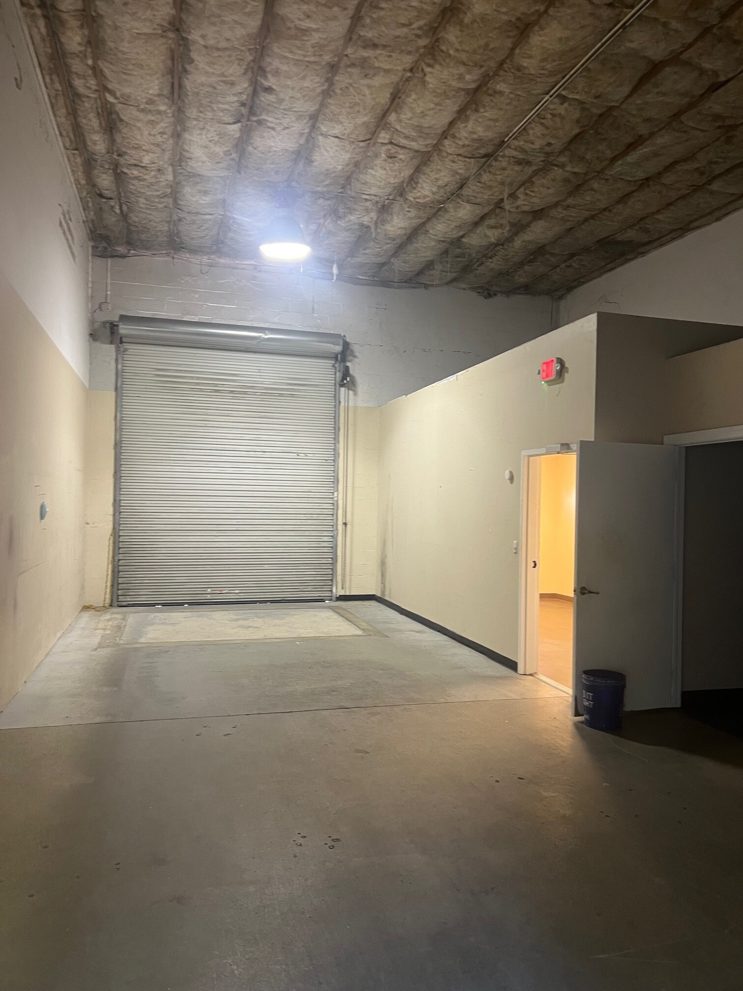 932 NE 24th Ln, Cape Coral, FL à louer Photo intérieure- Image 1 de 5