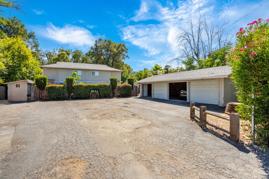 2616 Hillside dr, Anderson, CA for sale - Building Photo - Image 2 of 17