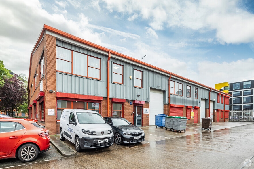 Modwen Rd, Salford for sale - Primary Photo - Image 1 of 8
