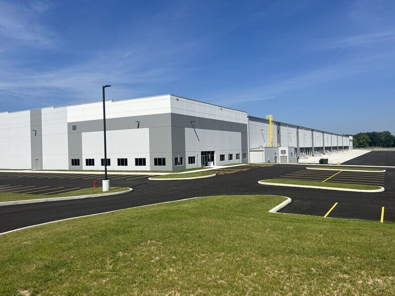 900 Rosedale Ave, Middletown, PA à louer - Photo du bâtiment - Image 2 de 3