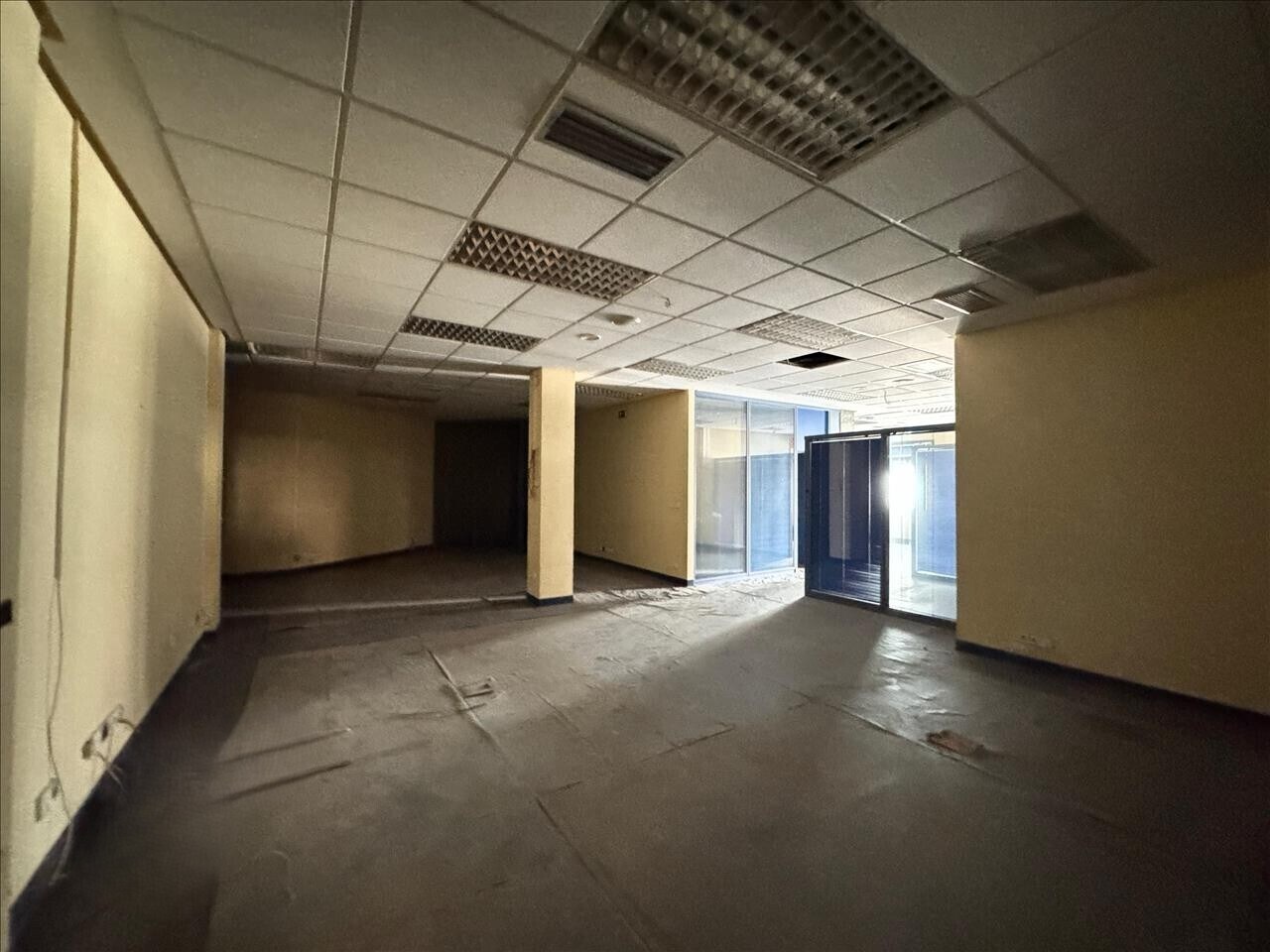 Commerce de détail dans Valdepeñas à vendre Photo du bâtiment- Image 1 de 18