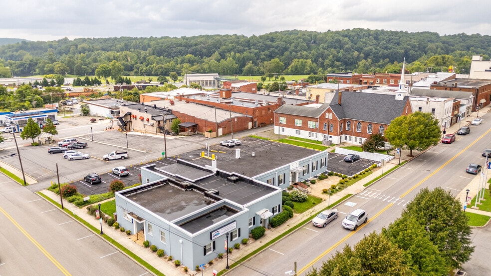 525 7th St, Altavista, VA for sale - Building Photo - Image 2 of 94