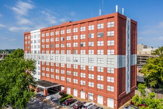 Plus de détails pour 57 N Somerville St, Memphis, TN - Multi-résidentiel à vendre