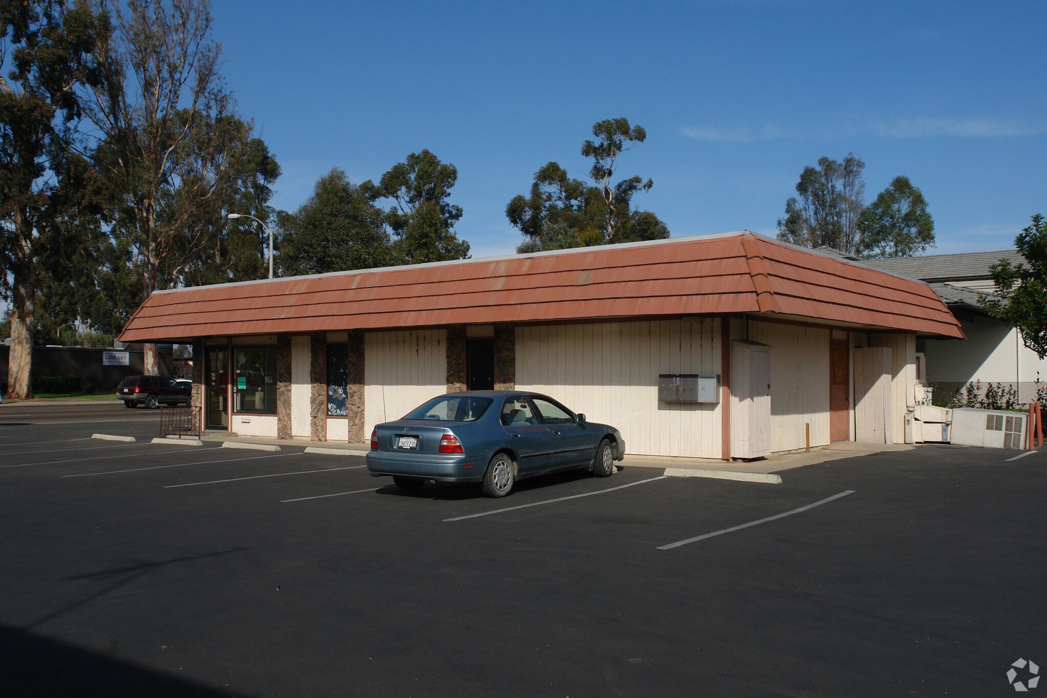 1520 Main St, Ramona, CA à louer Photo principale- Image 1 de 3