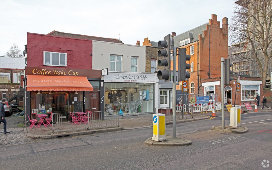 12 Clapham Park Rd, Londres à vendre - Photo du bâtiment - Image 2 de 2