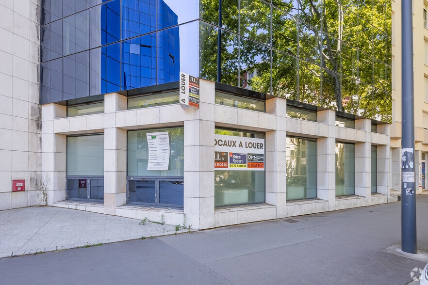 40-42 Avenue Georges Pompidou, Lyon for lease - Building Photo - Image 3 of 5