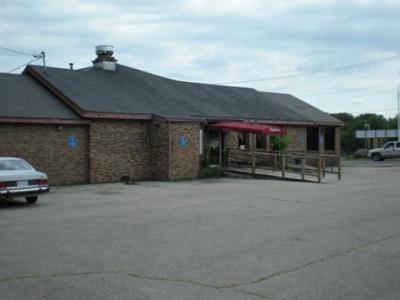 1 S Main St, Salem, MO à vendre - Photo du bâtiment - Image 3 de 8