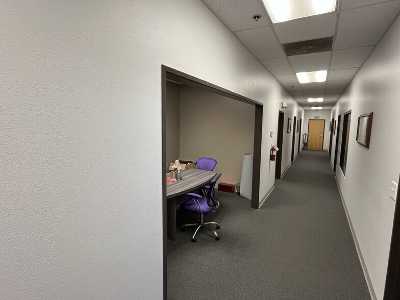 25060 Avenue Tibbitts, Valencia, CA à vendre - Photo intérieure - Image 3 de 7