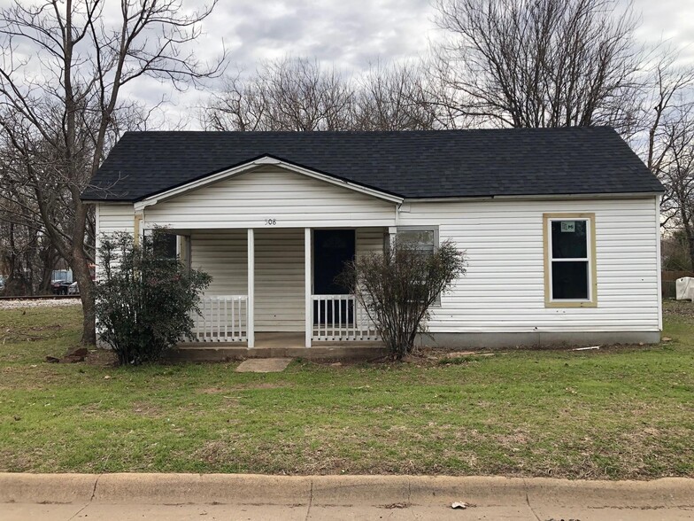 508 S Scullin Ave, Denison, TX for sale - Primary Photo - Image 1 of 1