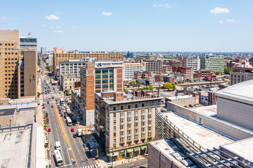 207 N Broad St, Philadelphia, PA à louer - Aérien - Image 3 de 3