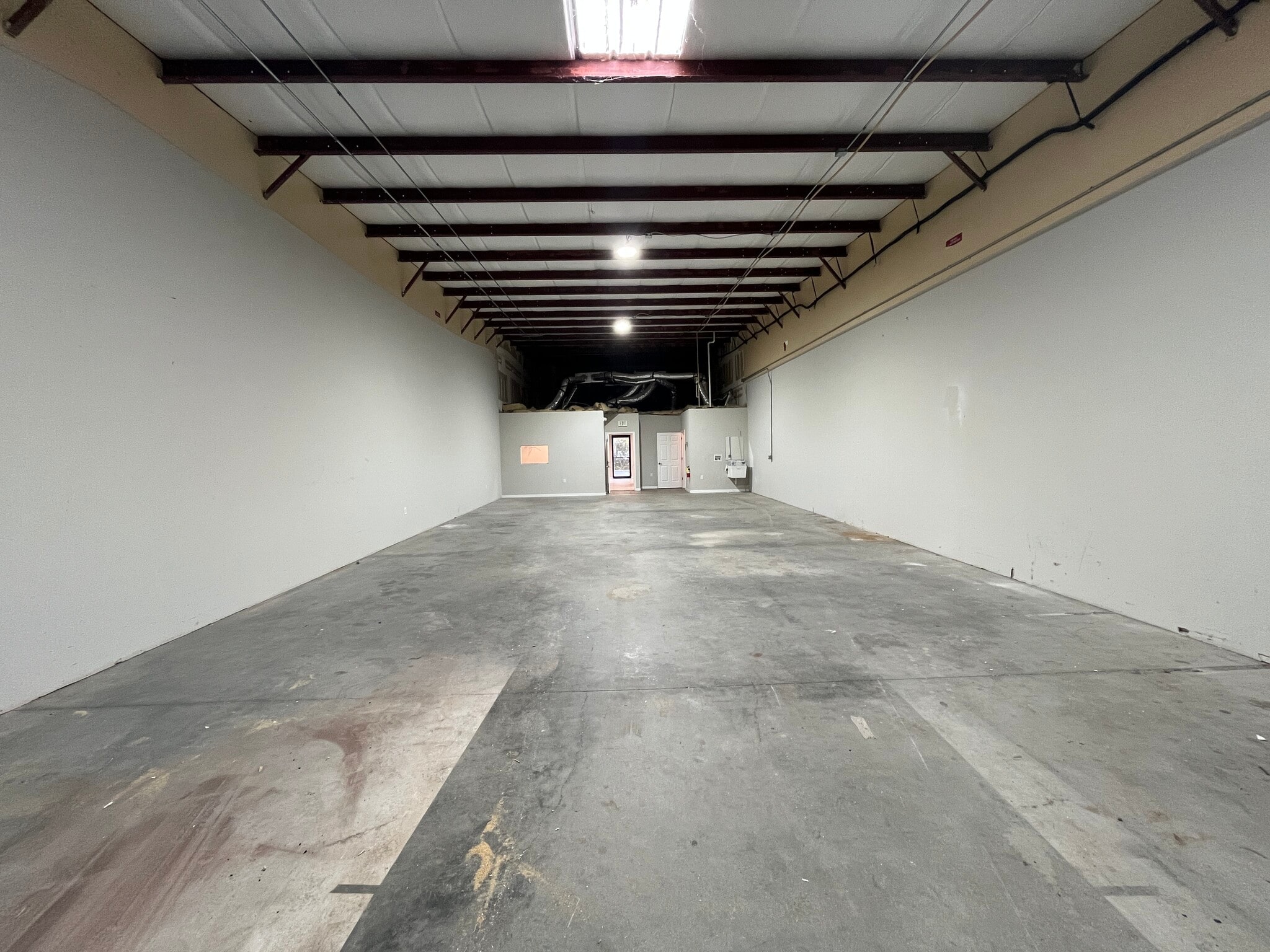 13750 Treeline Ave S, Fort Myers, FL à louer Photo intérieure- Image 1 de 4