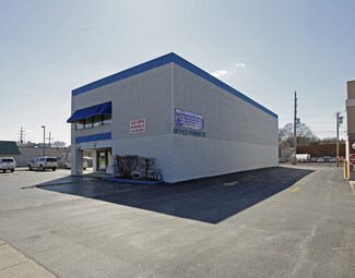 More details for 737-739 N Mayfair Rd, Milwaukee, WI - Retail for Lease
