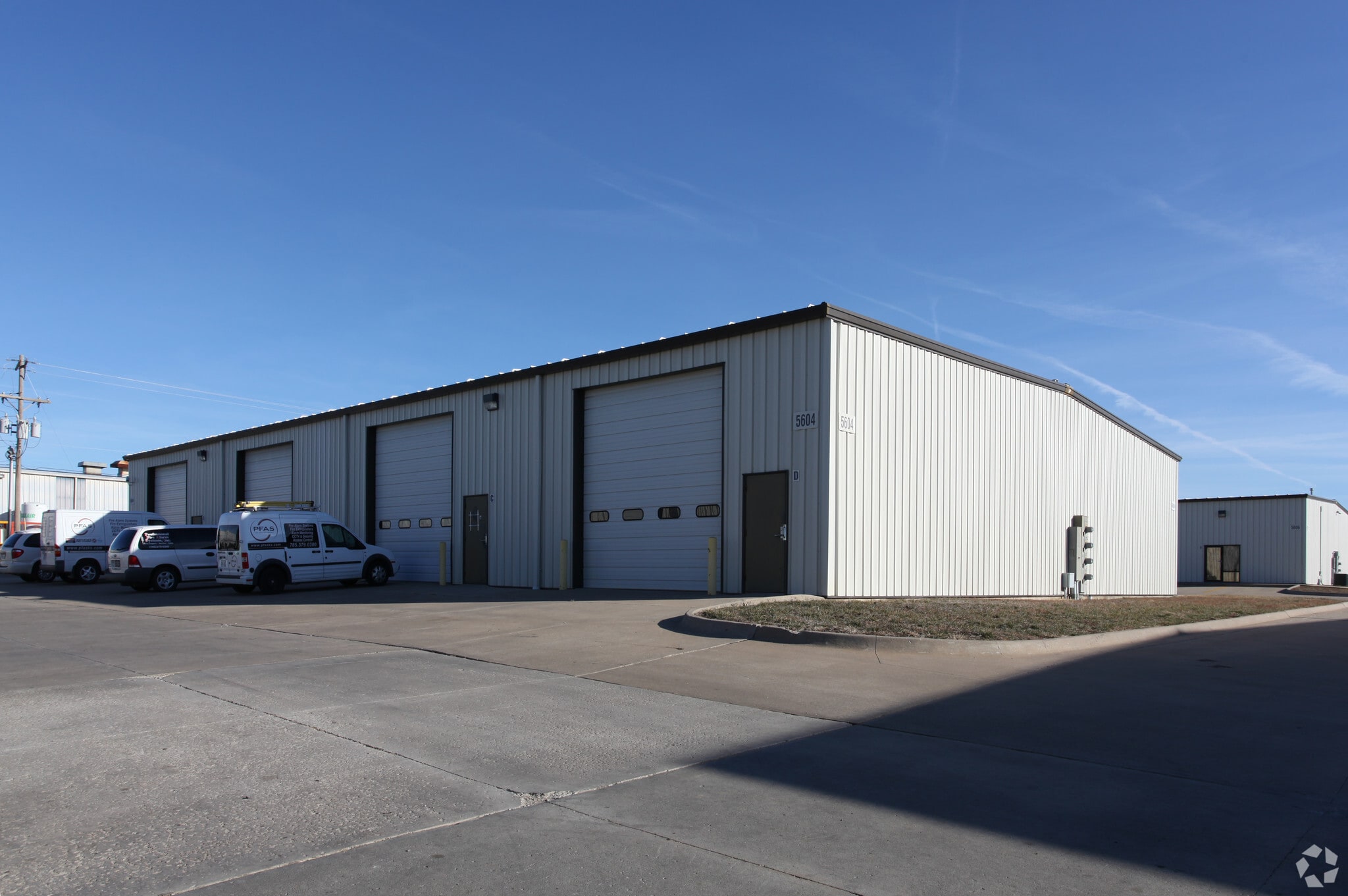 5604 SW Topeka Blvd, Topeka, KS for lease Primary Photo- Image 1 of 19