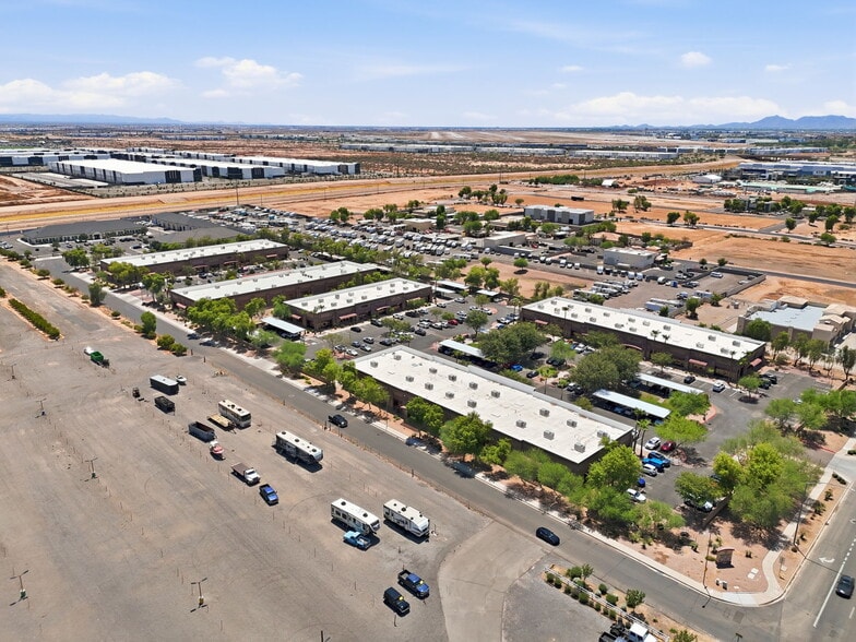 6859 E Rembrandt Ave, Mesa, AZ à louer - Aérien - Image 3 de 10