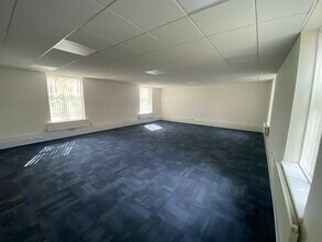 30 Churchill Sq, West Malling for lease Interior Photo- Image 1 of 3