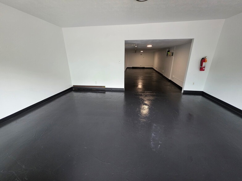1812 S Braddock Ave, Pittsburgh, PA for lease - Building Photo - Image 3 of 9