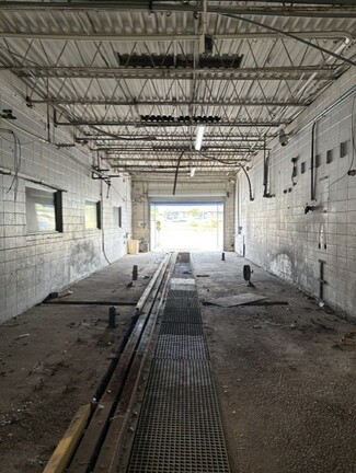 More details for Car Wash & Quick Lube Redevelopment – for Sale, Warner Robins, GA