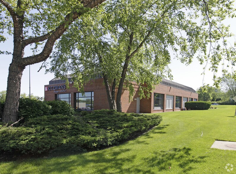 1661-1663 N Alpine Rd, Rockford, IL for sale - Building Photo - Image 2 of 2